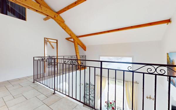 Maison à vendre    6 pièces • 205 m2 Contamine-sur-Arve