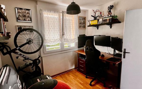 Appartement à vendre    3 pièces • 66 m2 Saint-Quentin