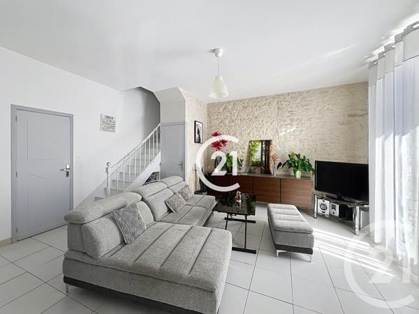 Maison à vendre  5 pièces - 99 m 2   COGNAC  - 16