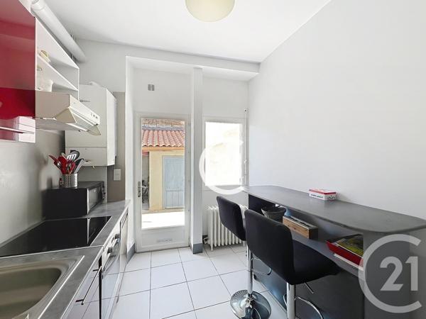 Maison à vendre  5 pièces - 99 m 2   COGNAC  - 16