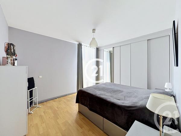 Maison à vendre  5 pièces - 99 m 2   COGNAC  - 16