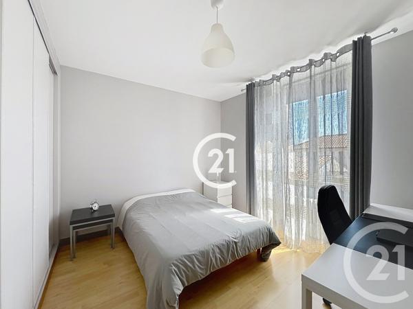 Maison à vendre  5 pièces - 99 m 2   COGNAC  - 16