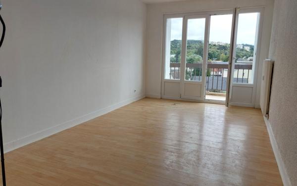 Appartement à vendre    1 pièce • 21,70 m2 Évreux