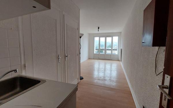 Appartement à vendre    1 pièce • 21,70 m2 Évreux