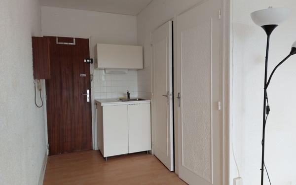 Appartement à vendre    1 pièce • 21,70 m2 Évreux