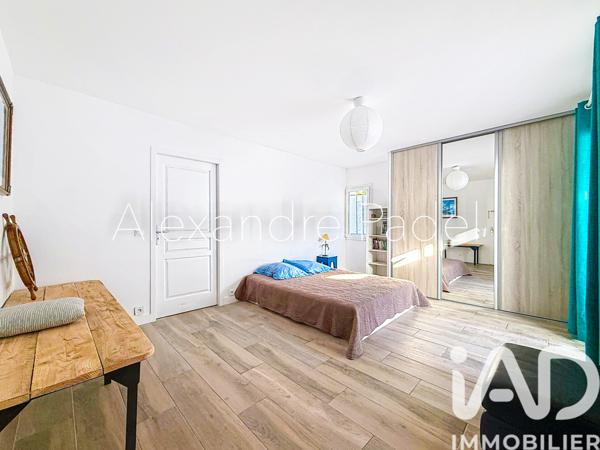 Maison à vendre 10 pièces 270 m² Carqueiranne