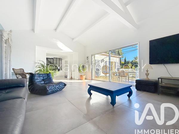 Maison à vendre 10 pièces 270 m² Carqueiranne