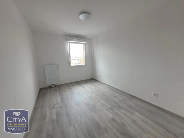 Appartement à louer 2 pièces 40.69m² Valenciennes (59300)