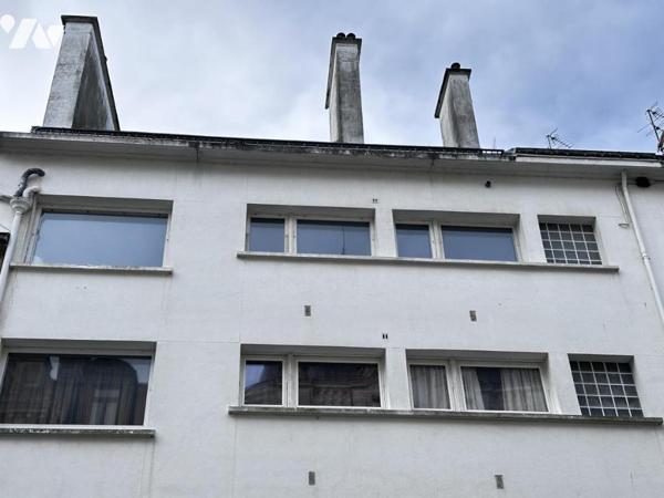 APPARTEMENT CENTRE VILLE - TRES JOLIE VUE 