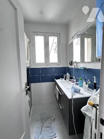 APPARTEMENT CENTRE VILLE - TRES JOLIE VUE 