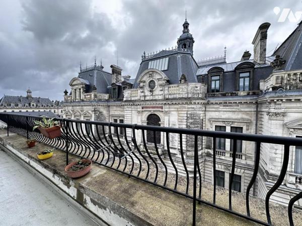 APPARTEMENT CENTRE VILLE - TRES JOLIE VUE 