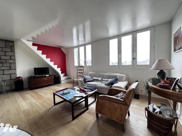 APPARTEMENT CENTRE VILLE - TRES JOLIE VUE 