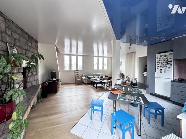 APPARTEMENT CENTRE VILLE - TRES JOLIE VUE 