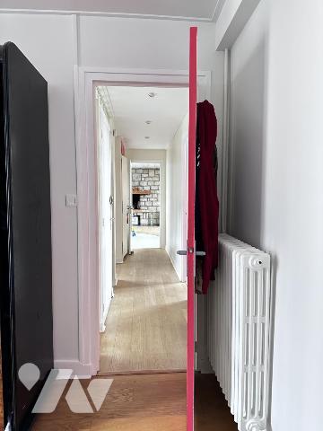 APPARTEMENT CENTRE VILLE - TRES JOLIE VUE 