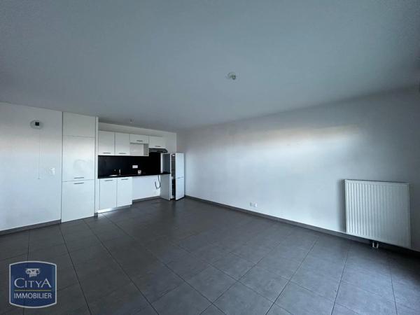 Appartement à louer 3 pièces 61.85m² Roncq (59223)