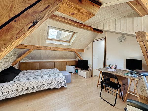 Duplex centre-ville au calme ? tout à pied ? Évian-les-Bains