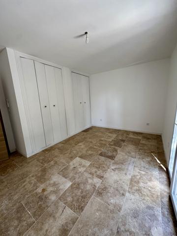 Draguignan (83300) Draguignan, Vieille route de Grasse, Maison 5 pièces, Terrain 840 m², garage.