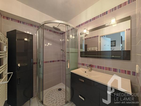 Appartement 2 pièce(s) lumineux avec loggia, vue dégagée et stationnement sécurisé , Vannes