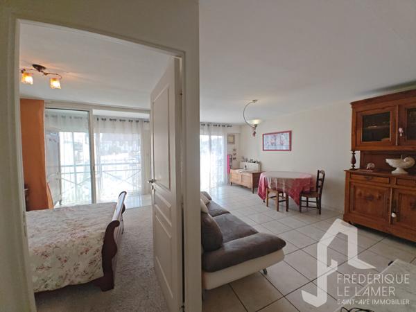 Appartement 2 pièce(s) lumineux avec loggia, vue dégagée et stationnement sécurisé , Vannes