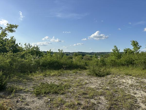 Terrain à vendre à Bertric-Burée (24320) - Dordogne