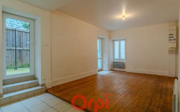 Maison à vendre    4 pièces • 96 m2 Alba-la-Romaine