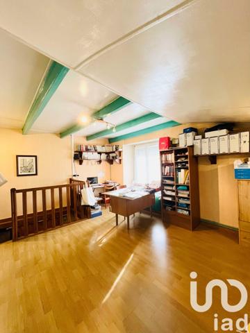 Immeuble à vendre 285 m² Sarrey