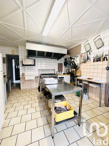 Immeuble à vendre 285 m² Sarrey