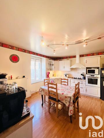 Immeuble à vendre 285 m² Sarrey