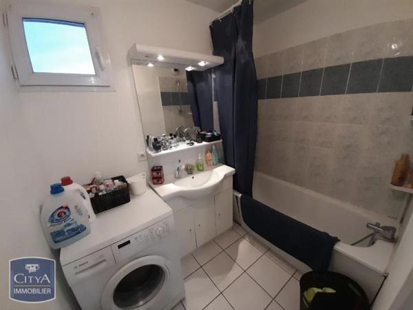 Appartement à louer 2 pièces 54.41m²