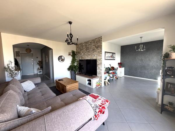 Berre-l'Étang (13130) Appartement T3/4 79 M2 Berre L'étang.