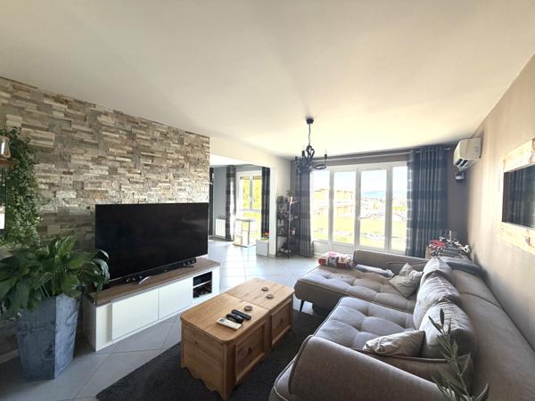 Berre-l'Étang (13130) Appartement T3/4 79 M2 Berre L'étang.