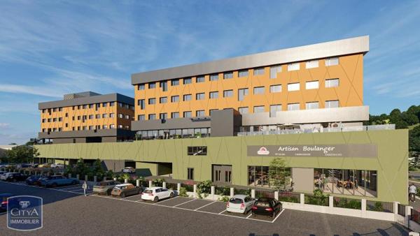 Local professionnel à vendre 120.12m²