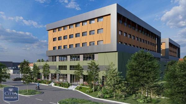 Local professionnel à vendre 120.12m²