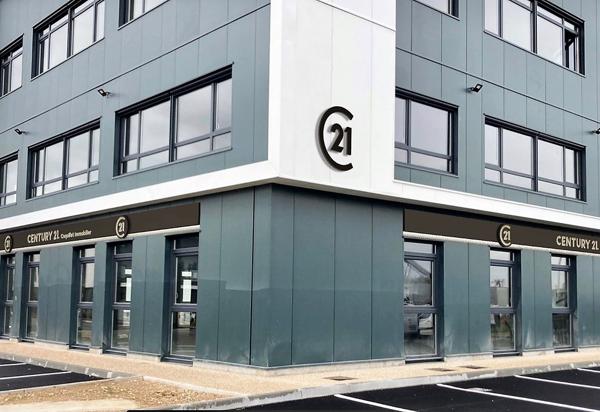 Appartement F4 à vendre  4 pièces - 108,52 m 2   ARNAS  - 69