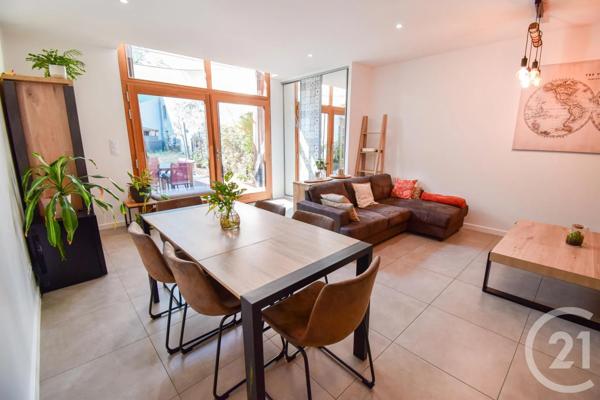 Appartement F4 à vendre  4 pièces - 108,52 m 2   ARNAS  - 69