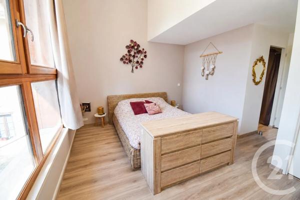 Appartement F4 à vendre  4 pièces - 108,52 m 2   ARNAS  - 69