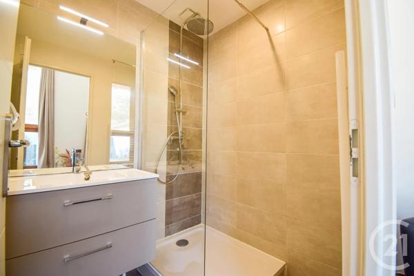 Appartement F4 à vendre  4 pièces - 108,52 m 2   ARNAS  - 69