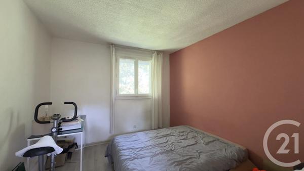 Appartement T4 à vendre  5 pièces - 106,09 m 2   GAP  - 05