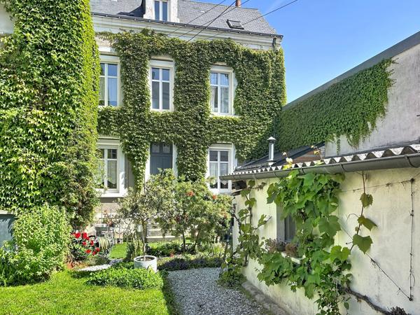 À vendre - Maison ancienne, 8 pièces située à Tours (37000)