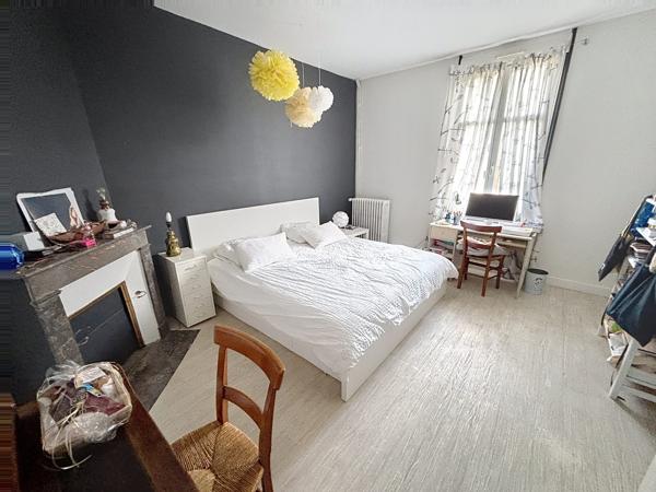 À vendre - Maison ancienne, 8 pièces située à Tours (37000)