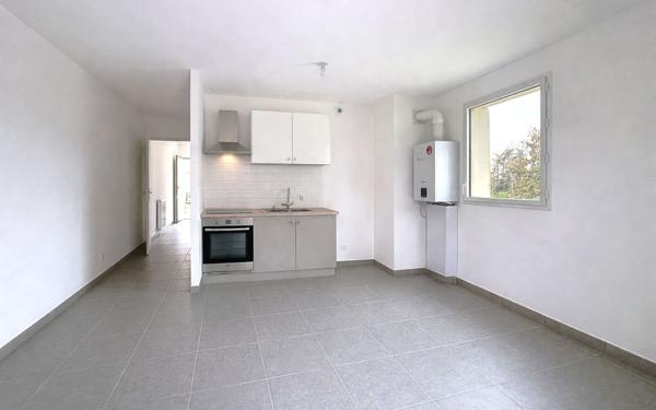 Appartement à vendre    2 pièces • 43 m2 Charly