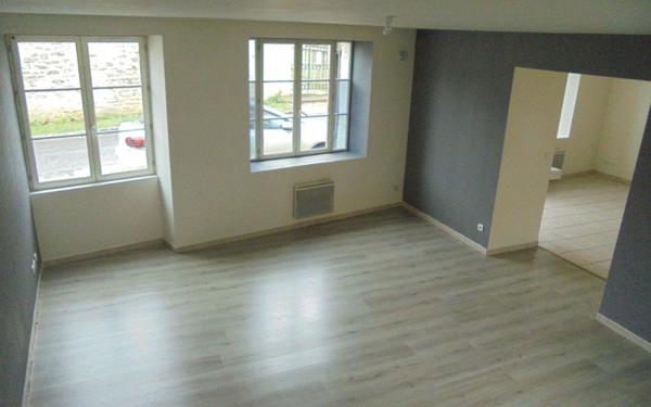 Maison à louer    4 pièces •  Presles-et-Thierny