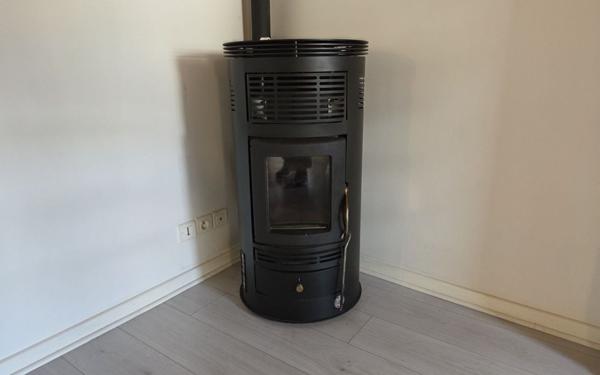 Immeuble à vendre    4 pièces • 78 m2 Badaroux