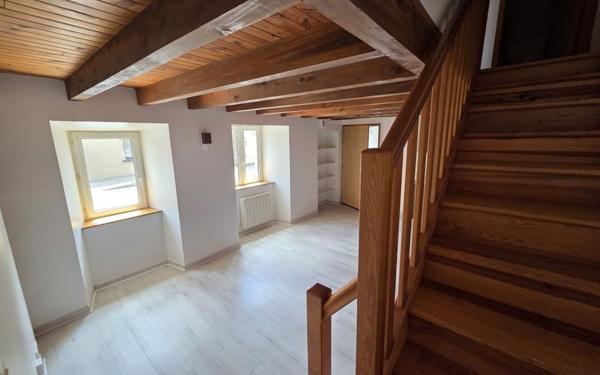 Immeuble à vendre    4 pièces • 78 m2 Badaroux