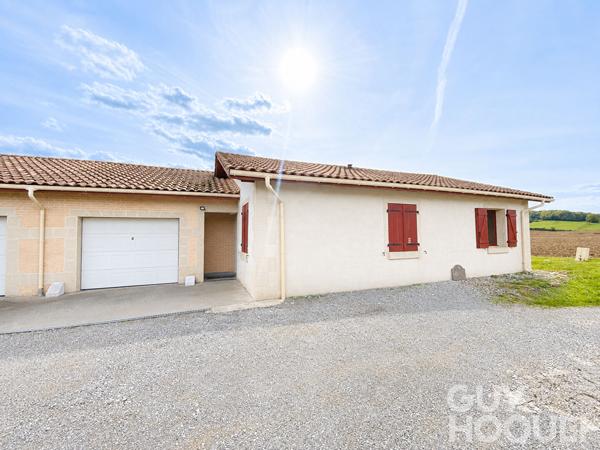Ensemble immobilier de qualité. Deux maisons indépendantes avec garage, chalet et grands terrains à 5 minutes de Salies-de-Béarn