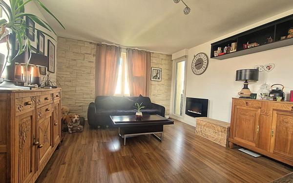 Appartement à vendre    2 pièces • 45 m2 Neuilly-sur-Marne