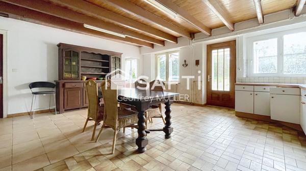 Maison à rénover avec hangar attenant