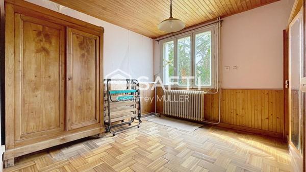 Maison à rénover avec hangar attenant