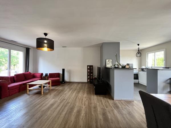 MAISON DE PLAIN-PIED T4 DE 96 m² – GARAGE – TERRAIN DE 1 336 M² – MAUVEZIN