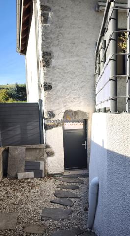 Maison en pierre, poutres, cantou - prête à vivre